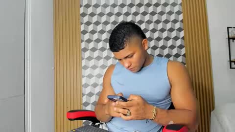 Snapshot of khen_west1 chatting on 03/03/25, 07:17 khen_west1 online show from 03/03/25, 07:17