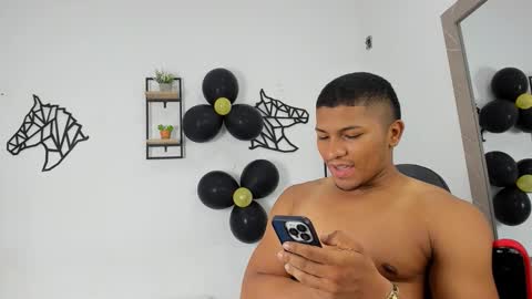 Snapshot of khen_west1 chatting on 09/24/25, 07:06 khen_west1 online show from 09/24/25, 07:06