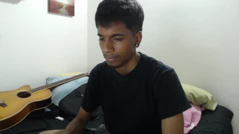 khevinlopezonig online show from 12/25/24, 05:37