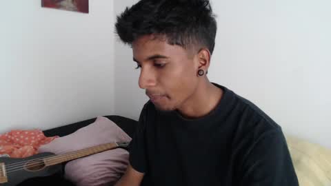 khevinlopezonig online show from 12/28/24, 07:01