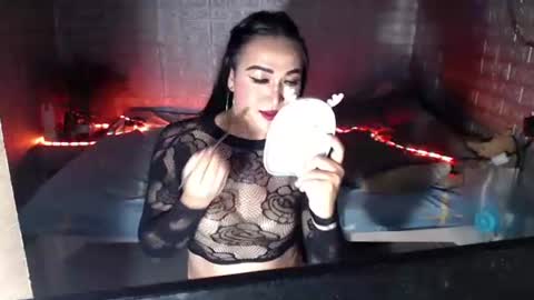 khimtemptress69 online show from 05/26/26, 09:49