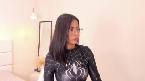 Snapshot of khloe_houston chatting on 06/03/26, 01:57 Khloe online show from 06/03/26, 01:57