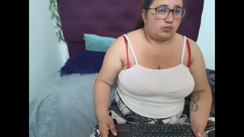 khloe_tommson_ online show from 09/25/25, 12:31