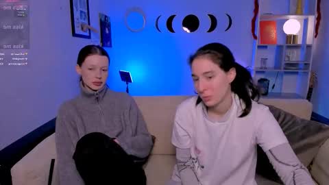 khloebeauty online show from 02/03/26, 02:53