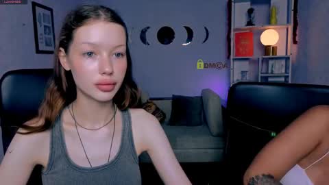 Snapshot of khloebeauty chatting on 05/31/26, 09:05 khloebeauty online show from 05/31/26, 09:05