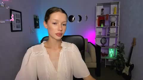 khloebeauty online show from 07/21/26, 05:43