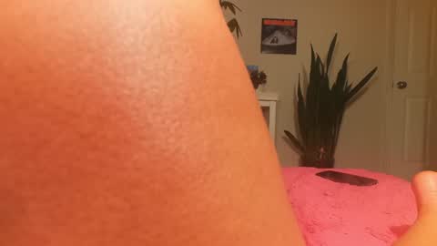 Khloe online show from 10/22/25, 07:30