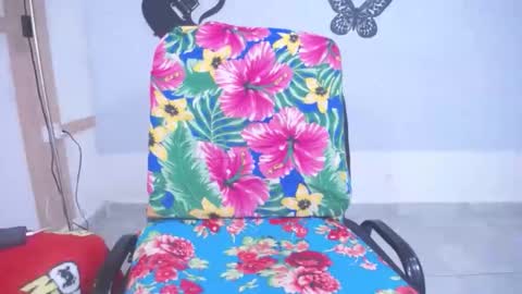 Snapshot of khoraymabitch chatting on 12/24/24, 10:06 khoraymabitch online show from 12/24/24, 10:06