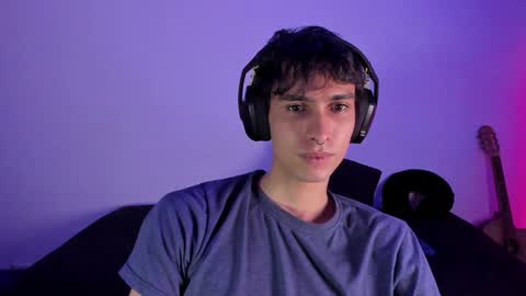 khozler_ online show from 02/02/25, 08:02