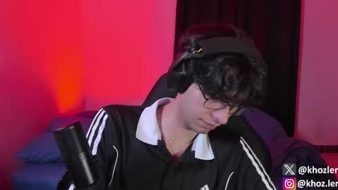 khozler_ online show from 10/30/25, 04:47