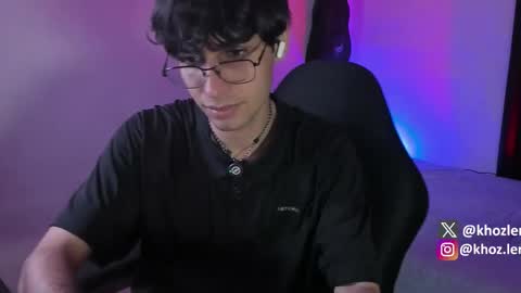 khozler_ online show from 12/01/25, 03:55