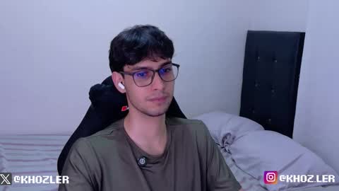 khozler_ online show from 03/17/26, 02:16