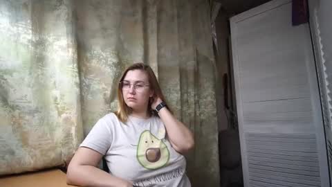 kianna_dior_ online show from 02/03/25, 04:52