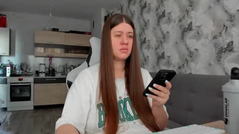 kianna_dior_ online show from 01/15/26, 07:02