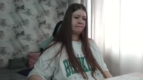 kianna_dior_ online show from 03/23/26, 06:50