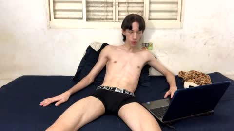 kiantwink online show from 12/10/24, 08:49