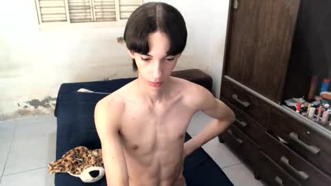 kiantwink online show from 12/14/24, 08:51