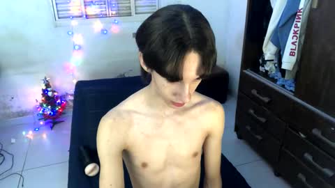 kiantwink online show from 12/29/24, 10:14