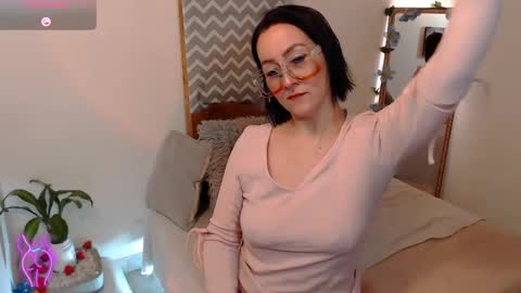 Kiara Bermont online show from 10/03/25, 03:31