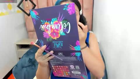 kiara Cruz online show from 10/16/25, 08:21