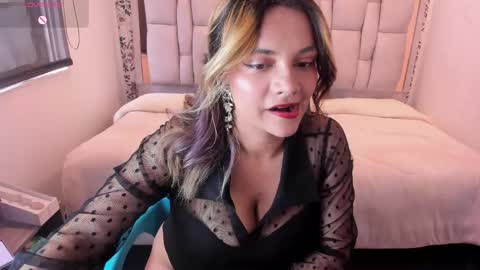 Snapshot of kiara_cruz__ chatting on 05/12/26, 08:17 kiara Cruz online show from 05/12/26, 08:17