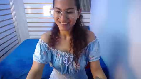 kiara valmont online show from 03/14/26, 11:10