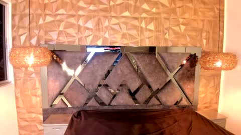 kiara_velvet__ online show from 04/20/26, 04:15