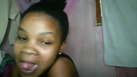 kiarah 69 online show from 05/17/26, 01:40