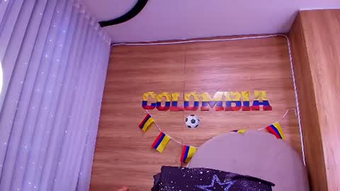 kiaralopez_ online show from 07/10/26, 03:11