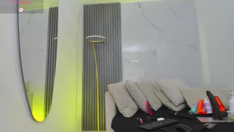 kiaratentation online show from 10/05/25, 07:45