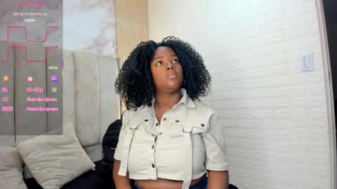 kiarazafira online show from 09/13/25, 10:15