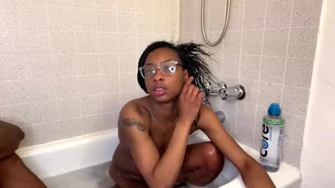 HunneysPlayRoom online show from 02/22/26, 11:42