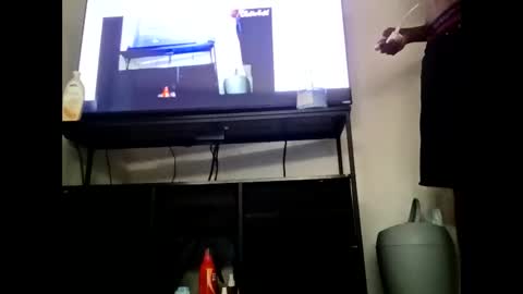 Snapshot of kibrombariu45 chatting on 06/03/26, 04:12 HunneysPlayRoom online show from 06/03/26, 04:12