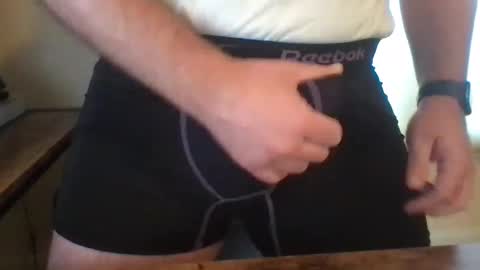 Snapshot of kickboxer04 chatting on 12/06/24, 01:44 kickboxer04 online show from 12/06/24, 01:44