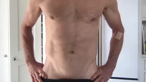 Kicknbutt online show from 02/02/26, 07:01