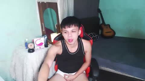 Snapshot of kiel_asianboy chatting on 05/24/26, 12:48 EJ online show from 05/24/26, 12:48