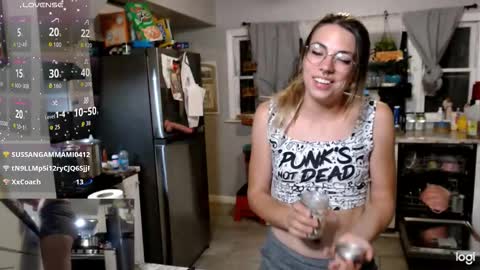 Kiersten online show from 11/02/25, 04:37