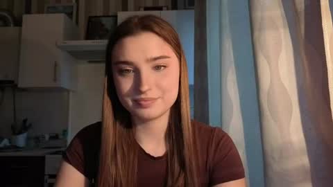 Snapshot of kierstentates chatting on 04/25/26, 03:42 Ola my name is Lissa Lets hit 10 Thumbs Up together online show from 04/25/26, 03:42