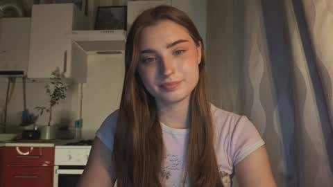 Snapshot of kierstentates chatting on 06/01/26, 03:47 Ola my name is Lissa Lets hit 10 Thumbs Up together online show from 06/01/26, 03:47