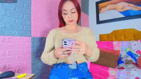 Snapshot of kiim_katta001 chatting on 01/08/25, 12:38 leidy online show from 01/08/25, 12:38