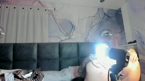 Kim online show from 06/09/26, 11:55