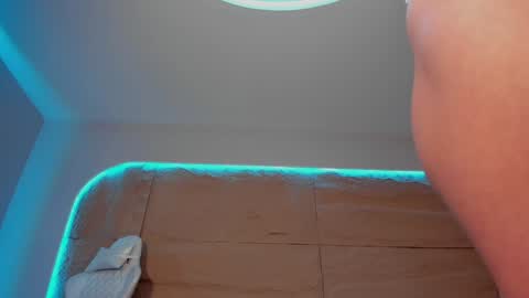 Snapshot of kiimcooper chatting on 01/07/25, 10:11 KIM COOPER online show from 01/07/25, 10:11