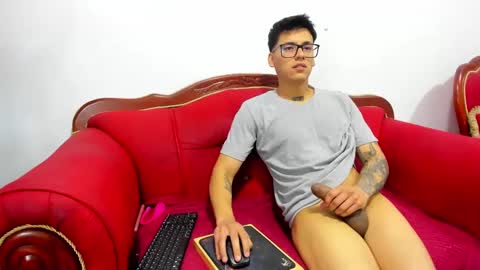 Snapshot of kiindred_ chatting on 02/01/25, 05:07 Koddy and Volddy online show from 02/01/25, 05:07