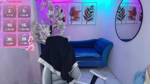 Snapshot of kiitty__meow chatting on 07/12/26, 12:40 Kitty online show from 07/12/26, 12:40