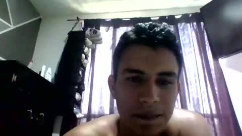 Snapshot of kike_salazar chatting on 10/20/25, 08:31 kike_salazar online show from 10/20/25, 08:31