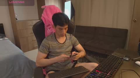 kikeruiz 19 online show from 03/25/26, 10:49