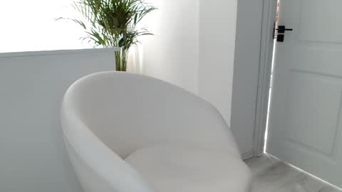 Snapshot of kiki_akai chatting on 03/11/25, 09:45 Ada online show from 03/11/25, 09:45