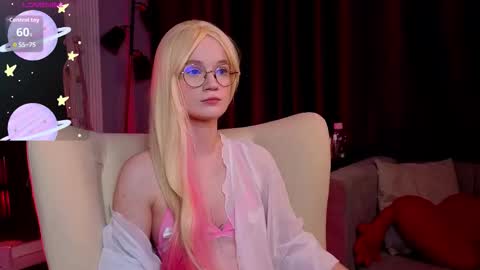 kiki_blue_eyes online show from 02/02/26, 04:22