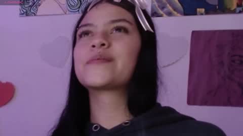 Snapshot of kiki_cams chatting on 02/13/25, 08:59 kIKI online show from 02/13/25, 08:59