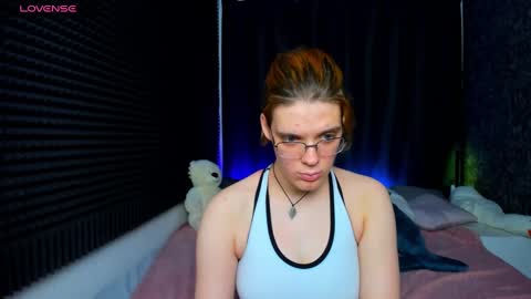 Kiki online show from 01/20/25, 01:32